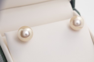 Par de aretes perlas