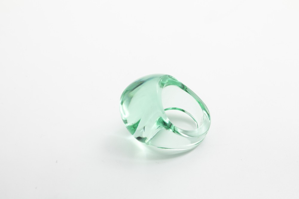 Anillo de cristal verde Lalique