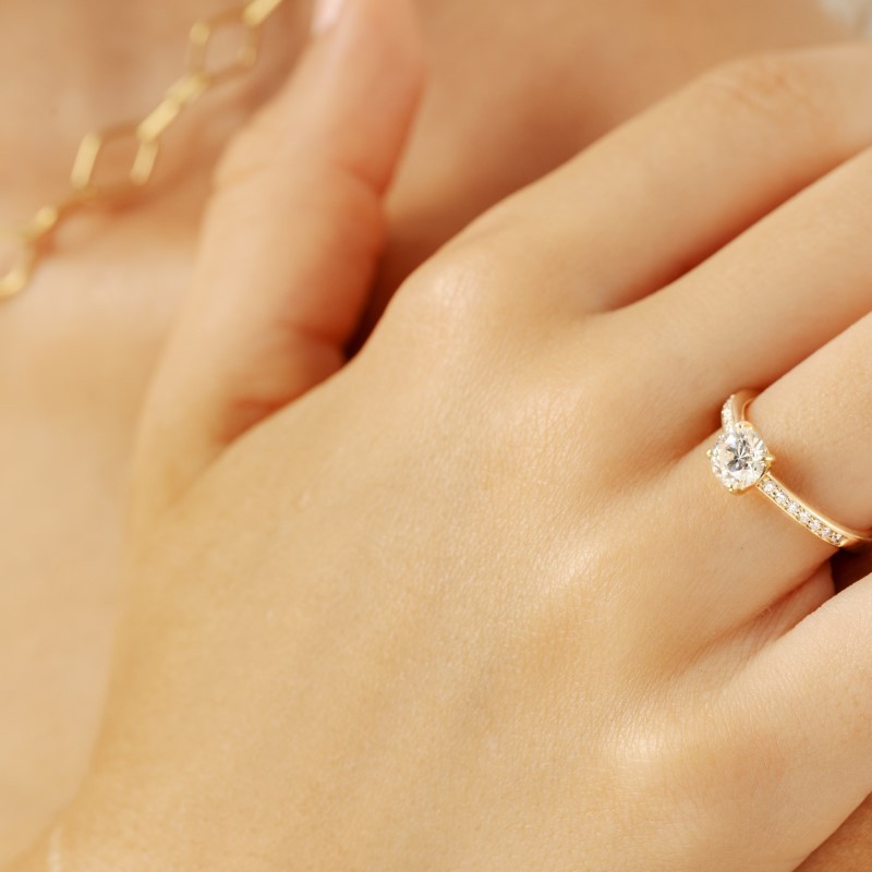 ¿Qué hace especiales a los anillos de compromiso?